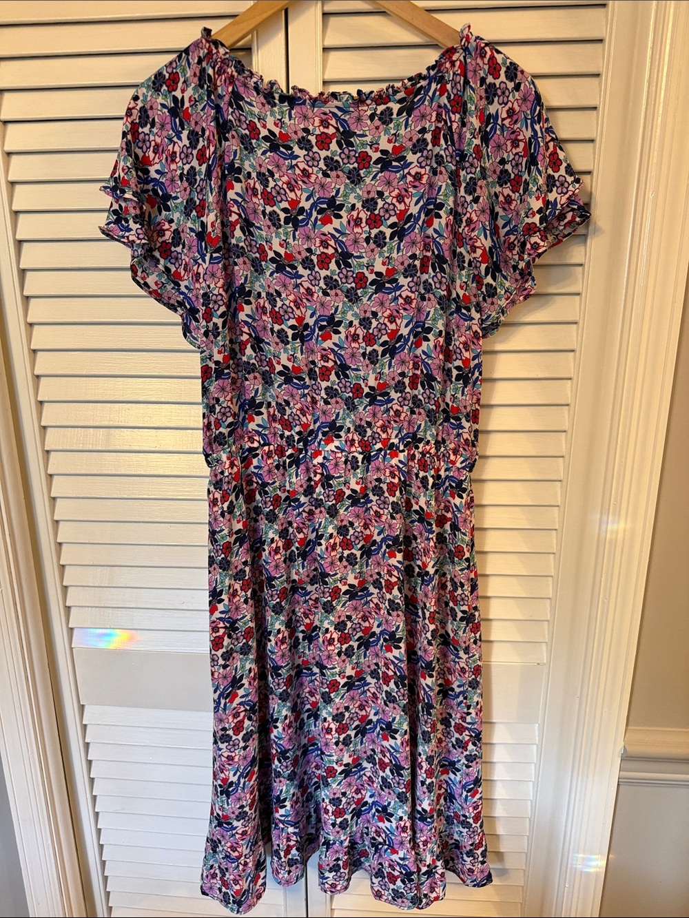 Talbots Floral Midi Dress Pink Purple Blue Size 10 Flutter Sleeve Classic Style - Picture 5 of 5